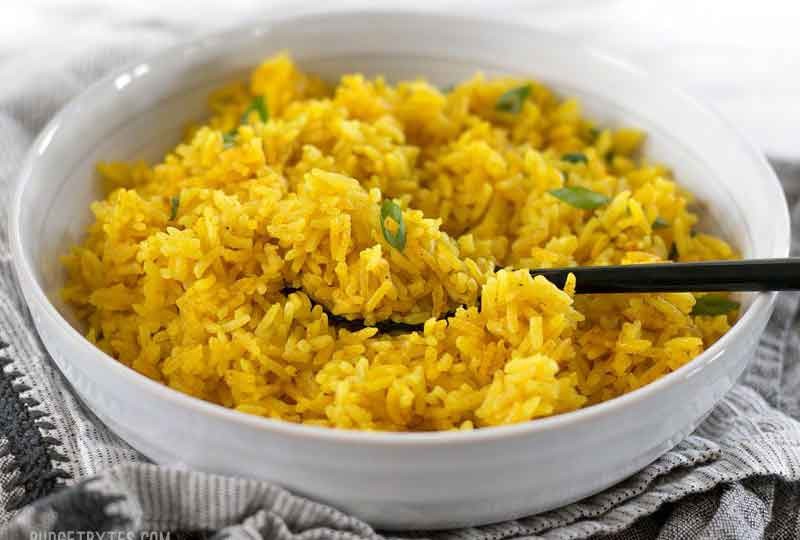 طريقة عمل الأرز البسمتي الأصفر