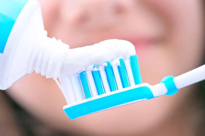 5 استخدامات مختلفة لمعجون الأسنان