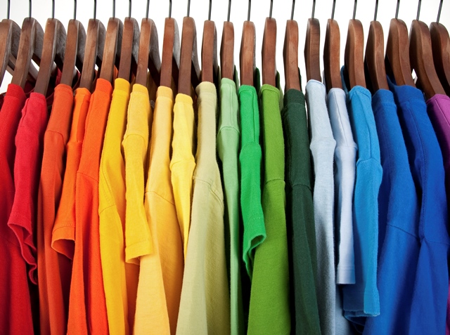 دليلك لتنسيق ألوان الملابس