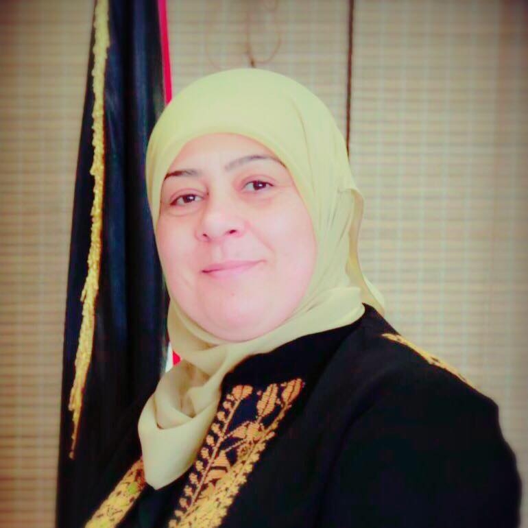 ليلى غنّام.. أول امرأة ”محافظ” في فلسطين