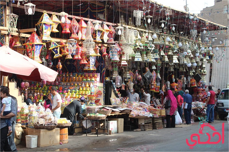 ”أم عصام” و”أم إبراهيم” رحلتا وبقيت قصتهن مع الفانوس