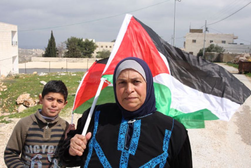 فاطمة بريجية أول رئيسة مجلس قروي في فلسطين
