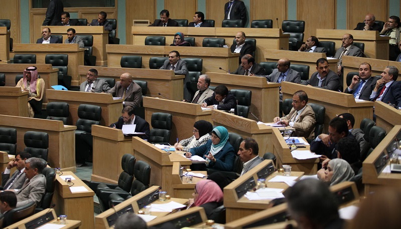 ”النواب الأردني” يلغي مادة إعفاء المغتصب من العقوبة