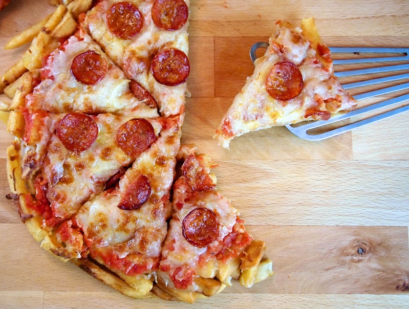 ”Fries Pizza”.. لعشاق البيتزا والبطاطس