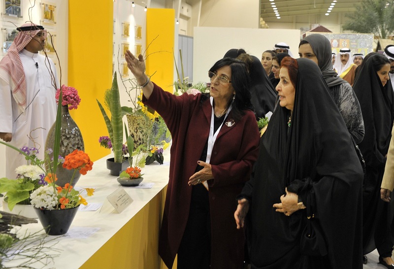 أميرة البحرين تفتتح معرض ”نساء بعين فنانات بحرينيات” في باريس
