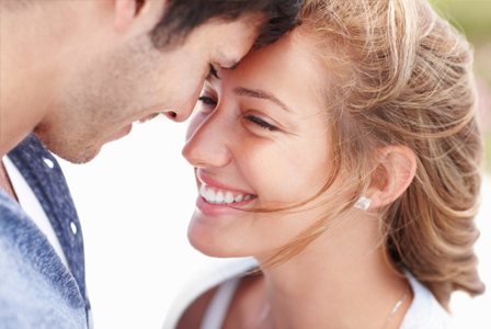 6 علامات تدلك على أن شريكك يحبك حب حقيقي