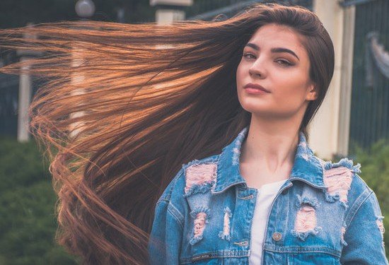 9 نصائح للحصول على شعر أطول طبيعيًا