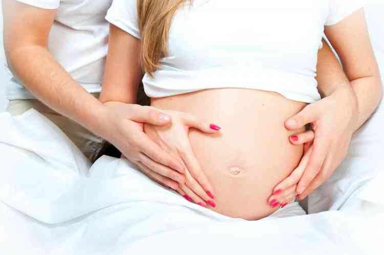 أوضاع حميمة لا يجب أن تحدث خلال الحمل