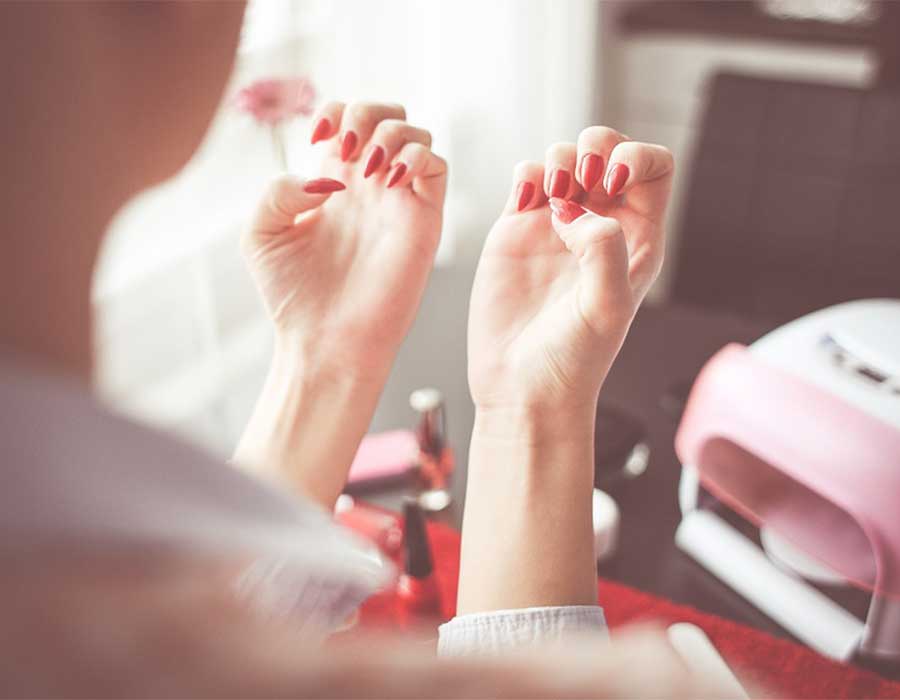 10 ألوان مانكيير تريندي لصيف 2019 هتحبي تجربيهم 10 ألوان مانكيير تريندي لصيف 2019 هتحبي تجربيهم