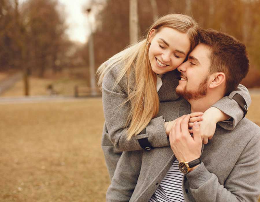 10 علامات تدل على وقوع رجل برج الجوزاء في الحب 10 علامات تدل على وقوع رجل برج الجوزاء في الحب