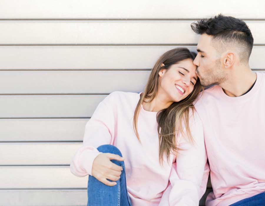 10 علامات تدل على وقوع رجل برج الحمل في الحب 10 علامات تدل على وقوع رجل برج الحمل في الحب