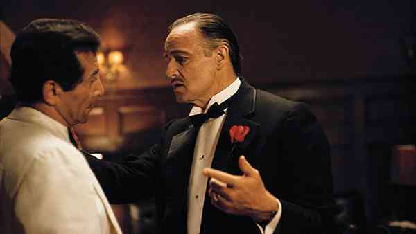 5 دروس في البيزنس يمكن تعلمها من أفلام The Godfather 5 دروس في البيزنس يمكن تعلمها من أفلام The Godfather
