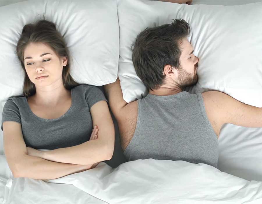 أسباب انخفاض معدل ممارسة العلاقة الحميمة وعلاجه أسباب انخفاض معدل ممارسة العلاقة الحميمة وعلاجه