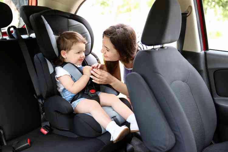 أفضل كرسي أطفال للسيارة: مواصفاته وكيفية تركيبه