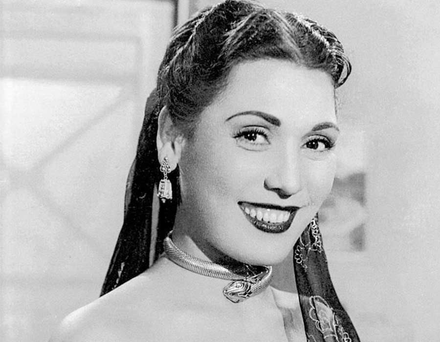 تحية كاريوكا فنانة وراقصة وظاهرة وطنية متفردة تحية كاريوكا فنانة وراقصة وظاهرة وطنية متفردة