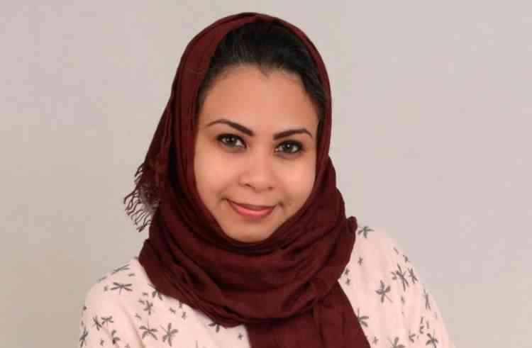 حليمة مظفر كاتبة وشاعرة سعودية ميزتها الجرأة والشجاعة حليمة مظفر كاتبة وشاعرة سعودية ميزتها الجرأة والشجاعة