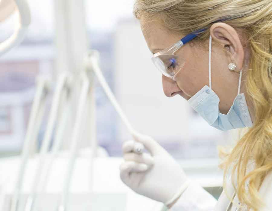 سرطان الرحم أنواعه والأعراض وطرق العلاج سرطان الرحم أنواعه والأعراض وطرق العلاج