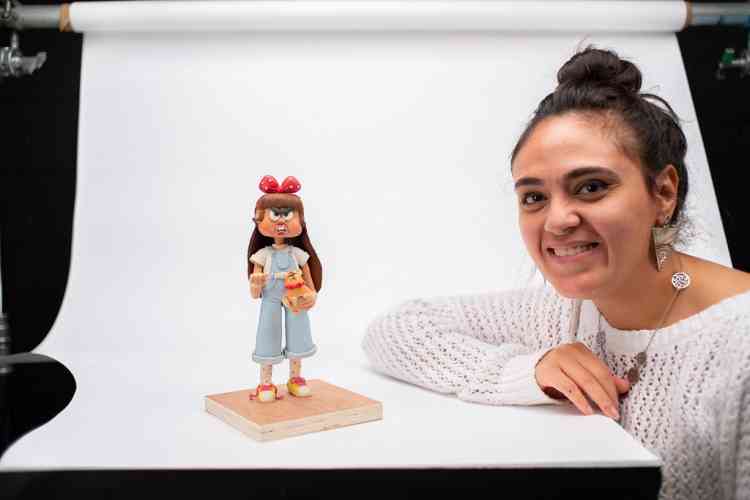 سمر صلاح تؤسس Tattletales من اللعب بالصلصال سمر صلاح تؤسس Tattletales من اللعب بالصلصال
