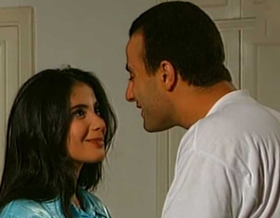 سهرات تلفزيونية مصرية نشأ عليها جيل التسعينات سهرات تلفزيونية مصرية نشأ عليها جيل التسعينات