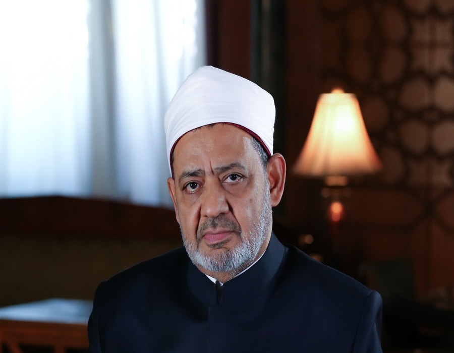شيخ الأزهر يشرح ضرب الزوجات ويرفض الأذى الجسدي شيخ الأزهر يشرح ضرب الزوجات ويرفض الأذى الجسدي
