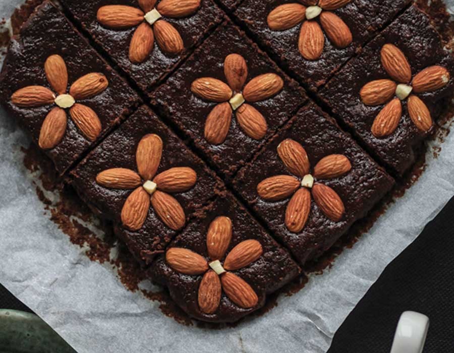 طريقة عمل البراونيز كيك طريقة عمل البراونيز كيك