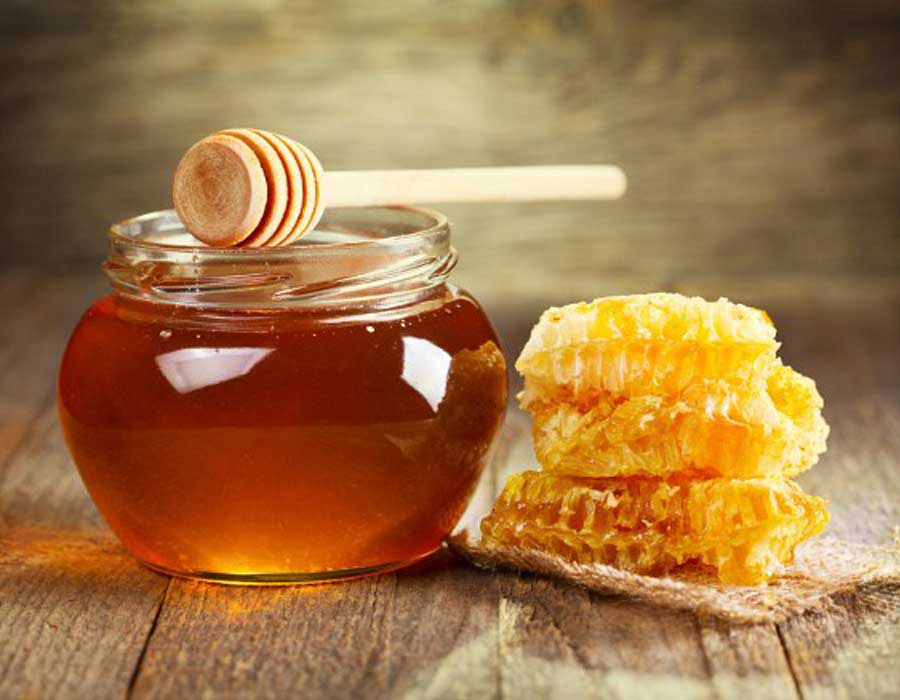 فوائد شمع العسل التي ستجعلك لا تستغني عنه