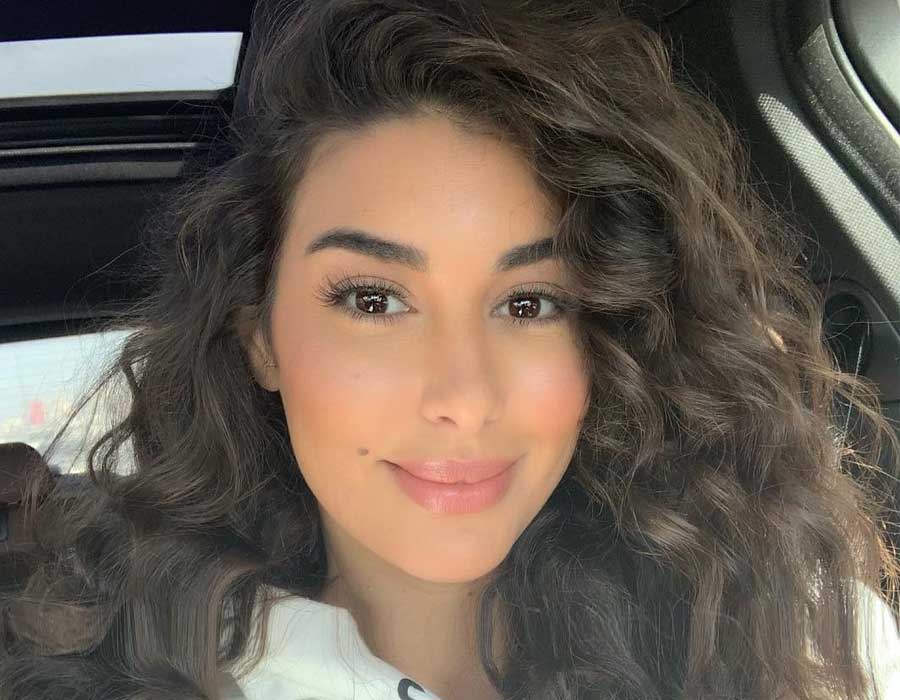 وصفات طبيعية لتكثيف الشعر بدون آثار جانبية وصفات طبيعية لتكثيف الشعر بدون آثار جانبية