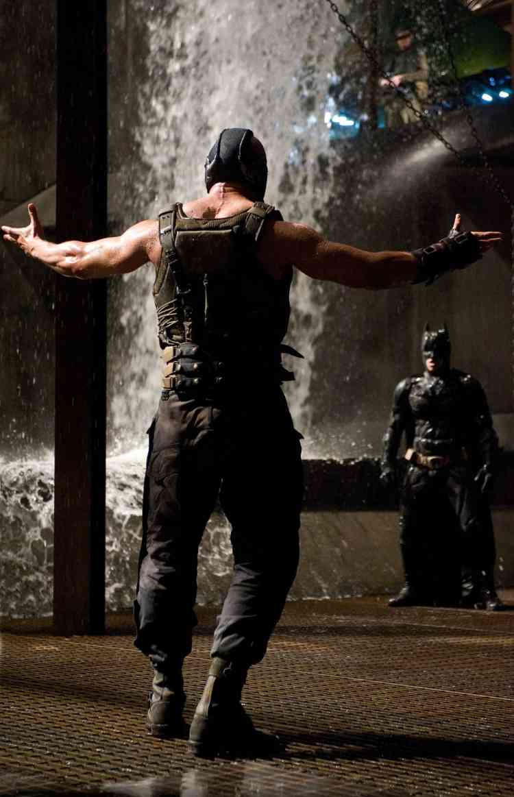 The Dark Knight Rises - Batman vs Bane