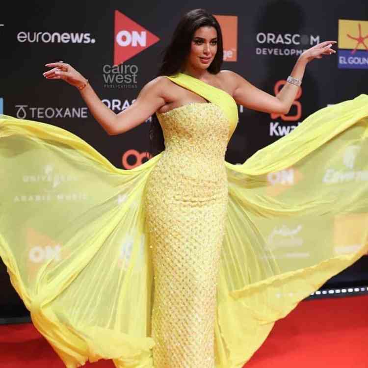 فستان ياسمين صبري في مهرجان الجونة 2021