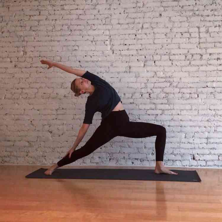 وضعية المحارب المسالم Peaceful Warrior