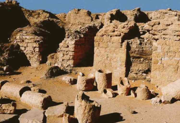 معالم السعودية قرية الفاو الأثرية