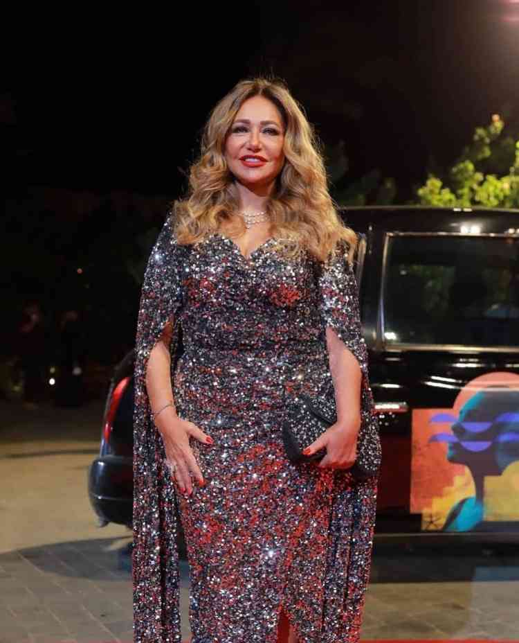 فستان ليلى علوي في مهرجان الجونة 2021